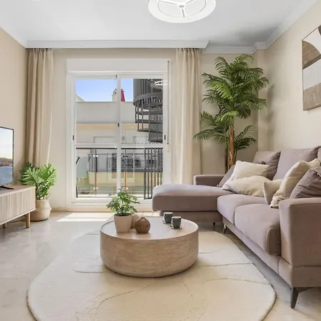 Vivi Homes - Casa Fina - Terrace - Jacuzzi - Estepona