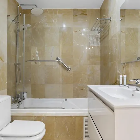 아파트 Vivi Homes - Casa Fina - Terrace - Jacuzzi -